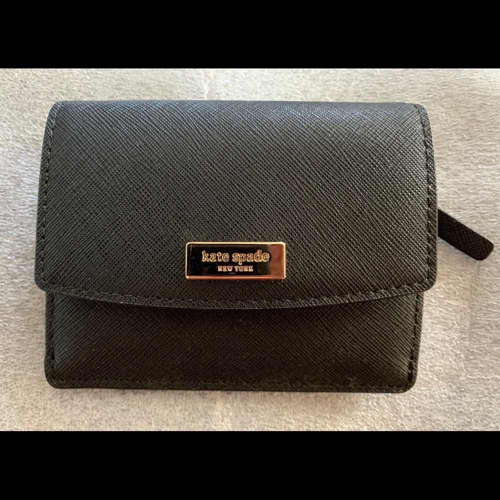 Kate Spade NWT small wallet